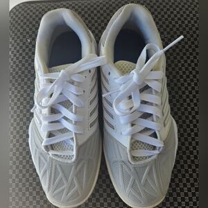K-Swiss White Sneakers‎ Modern Minimalist Design
